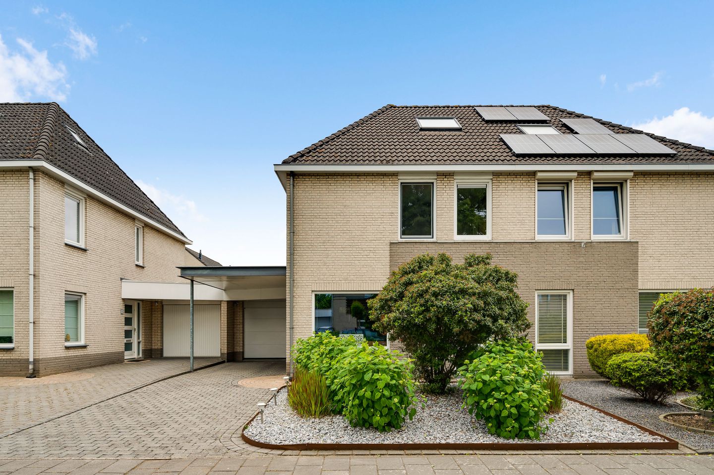 Foto 1 van Saint Rémystraat 36