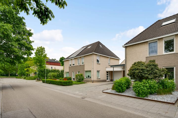 Foto 19 van Saint Rémystraat 36