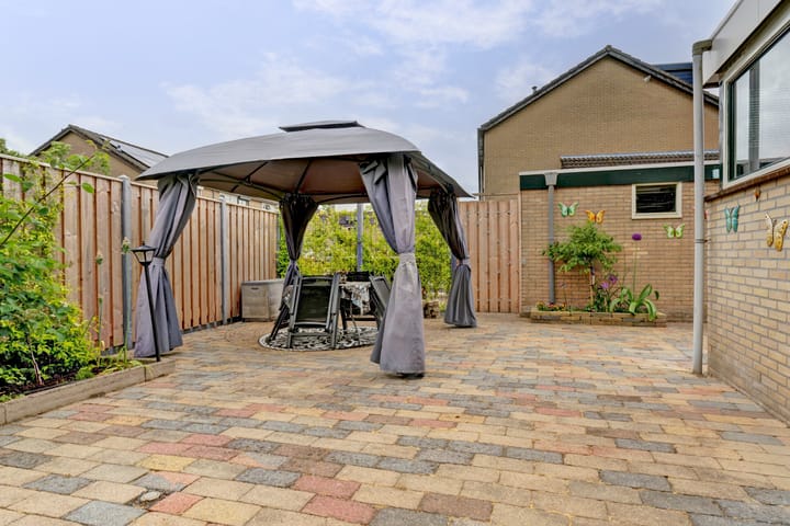 Foto 21 van Prinses Margrietlaan 105