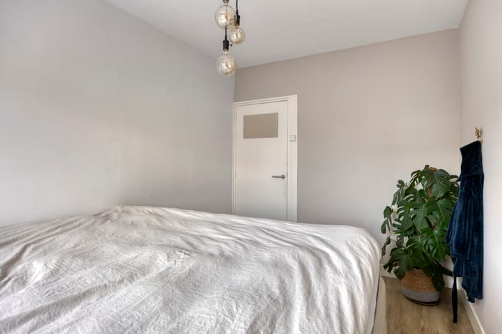 Foto 16 van Marnixstraat 135