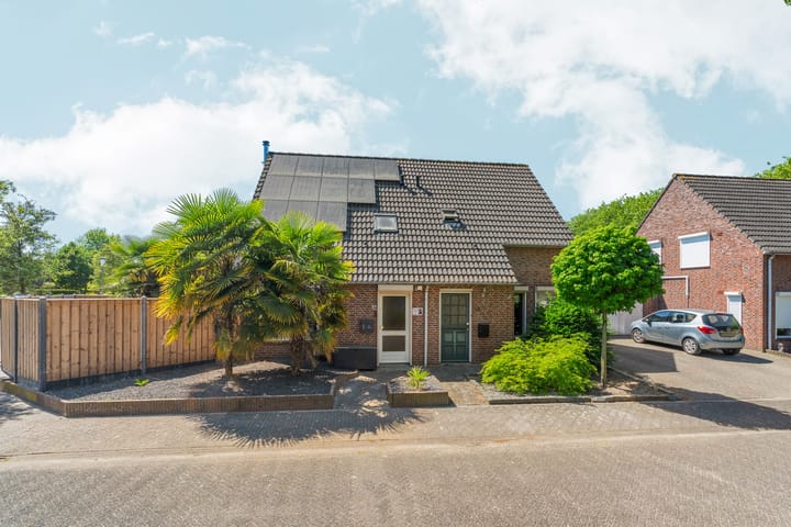 Foto 1 van Straatakkerweg 28