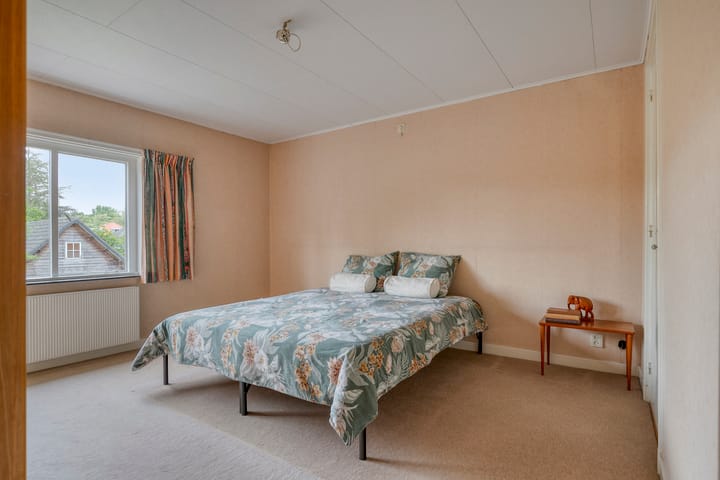 Photo 15 of Burgemeester van Dommelenlaan 4