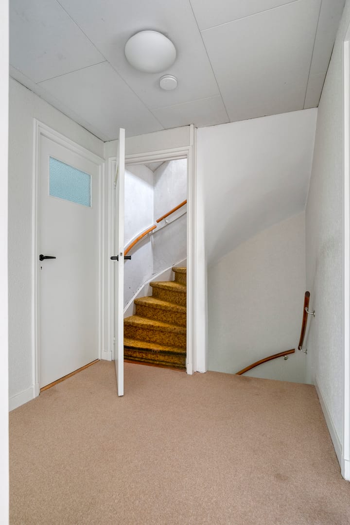 Photo 21 of Burgemeester van Dommelenlaan 4