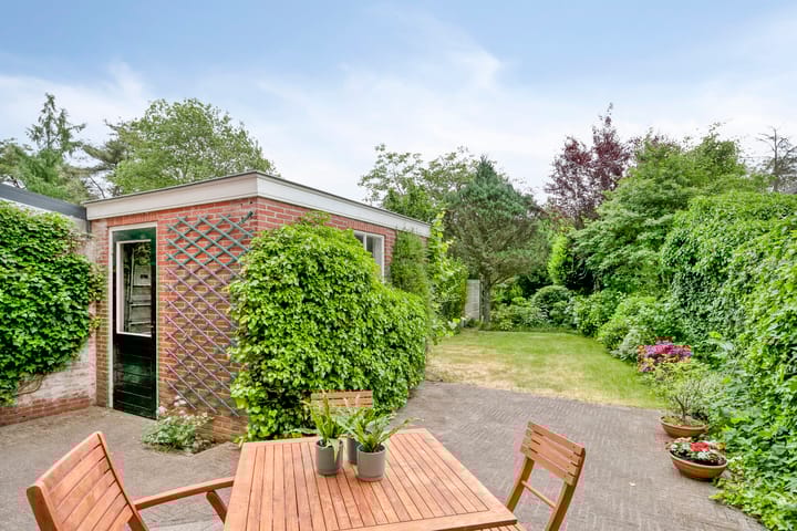 Photo 25 of Burgemeester van Dommelenlaan 4