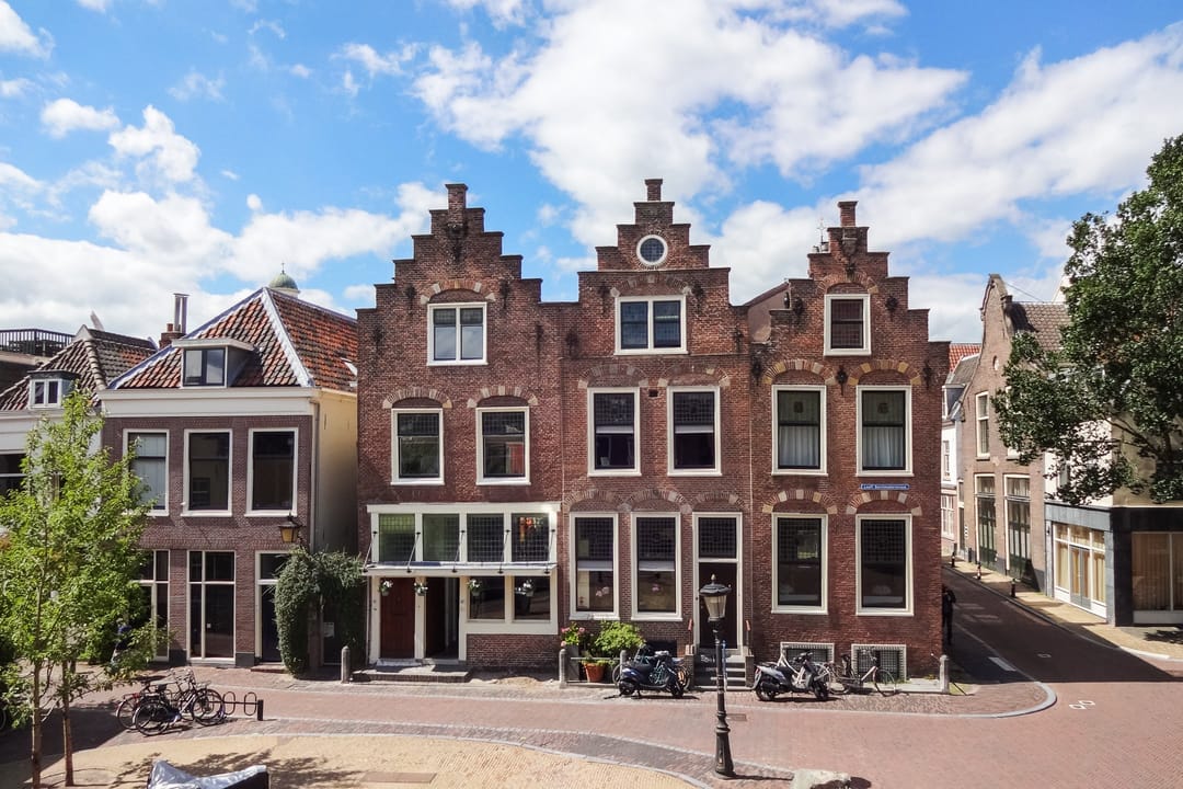 Photo 1 of Loeff Berchmakerstraat 48