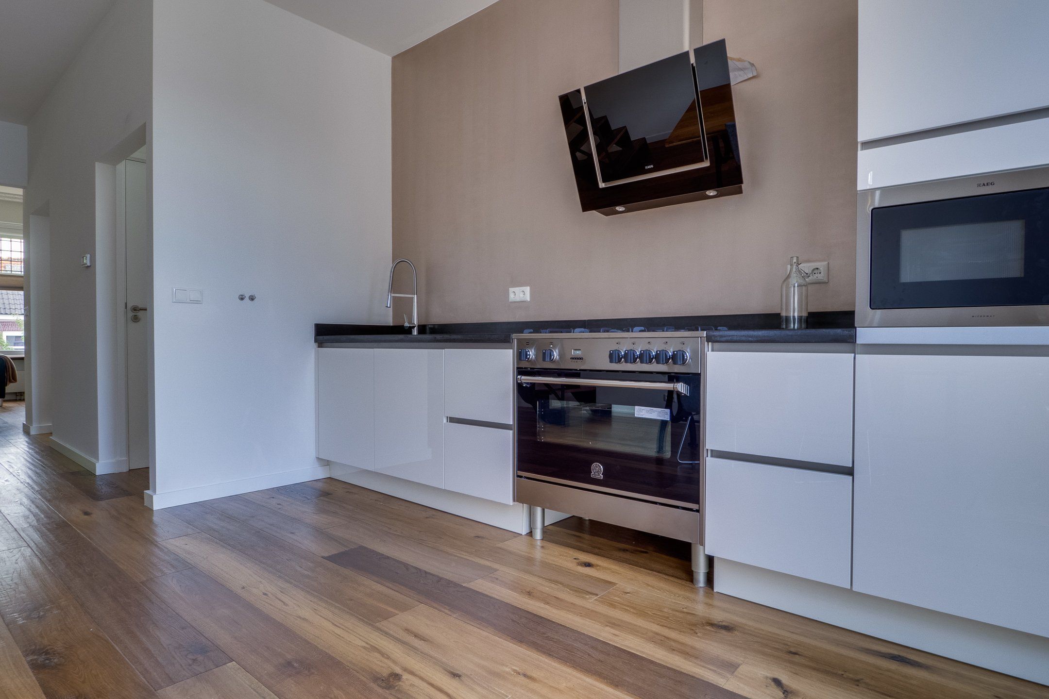 Photo 24 of Loeff Berchmakerstraat 48