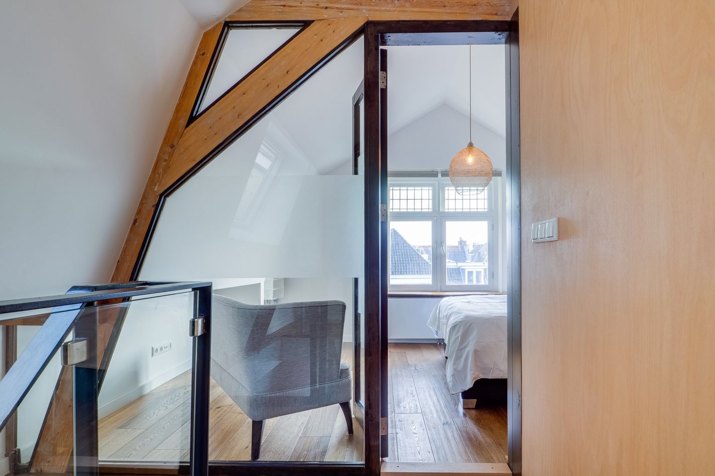 Photo 34 of Loeff Berchmakerstraat 48