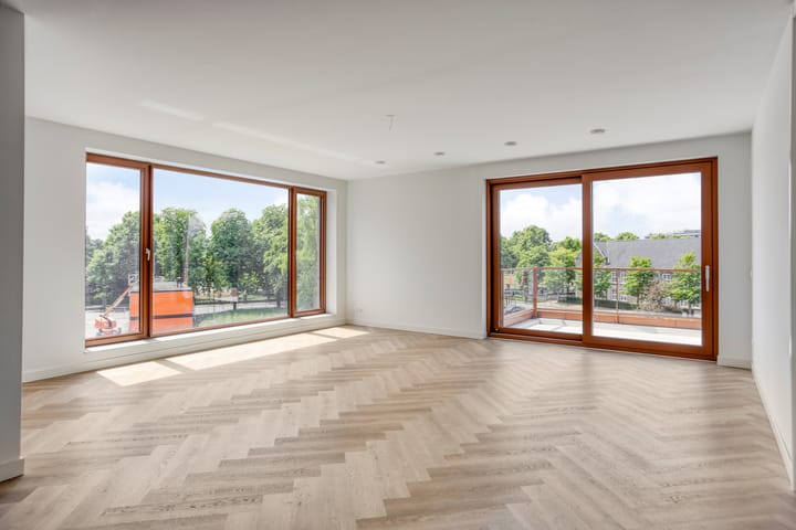 Photo 2 of Isabellastraat 46