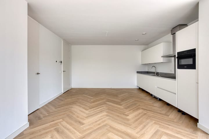 Photo 3 of Isabellastraat 46