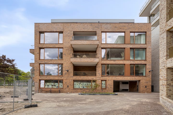 Photo 6 of Isabellastraat 46