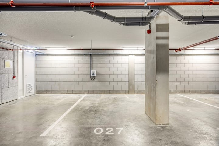 Photo 28 of Isabellastraat 46