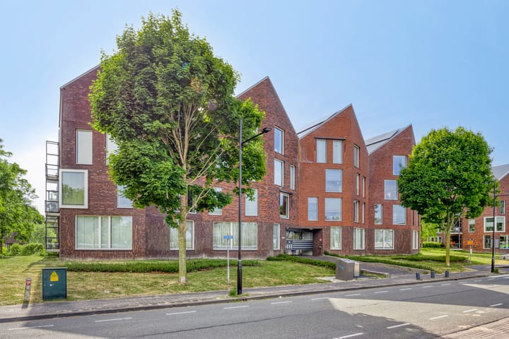 Foto 24 van Spoorlaan 44