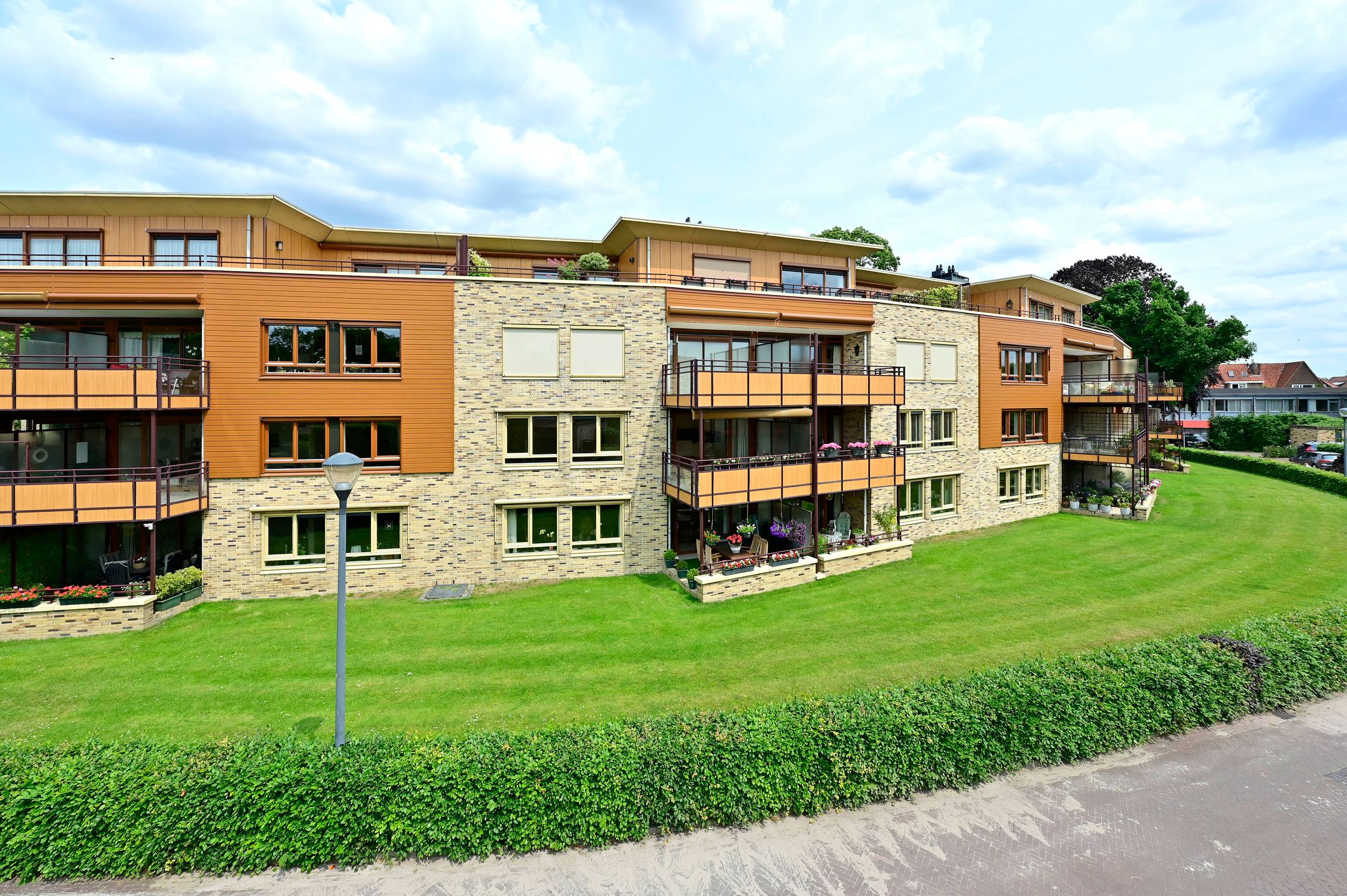 Foto 15 van Zeshoven 19