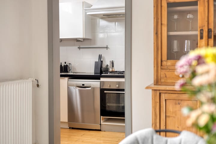 Photo 19 of Rosendaalsestraat 196