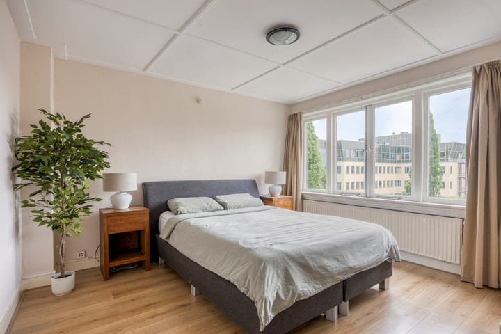 Photo 23 of Rosendaalsestraat 196