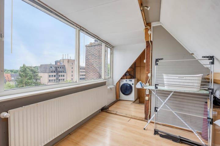 Photo 30 of Rosendaalsestraat 196