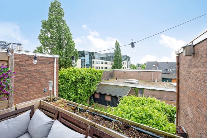 Photo 31 of Rosendaalsestraat 196