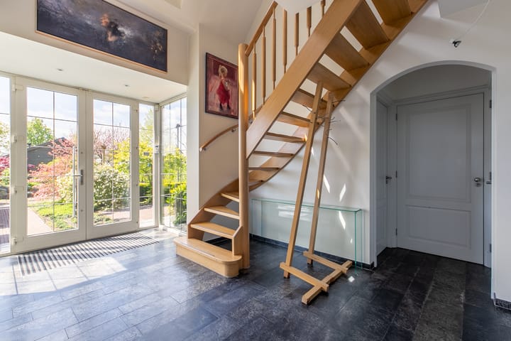 Photo 9 of Roosendaalseweg 24