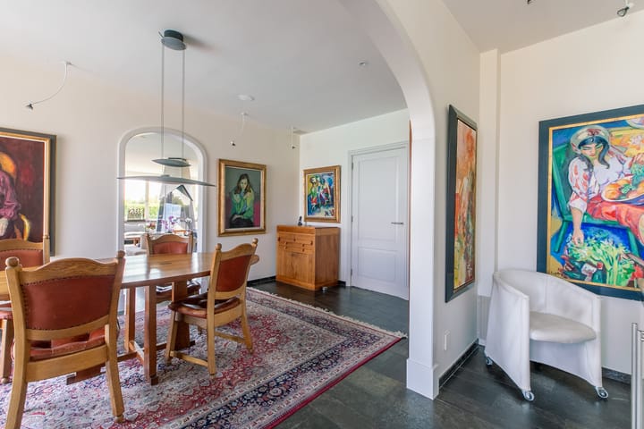 Photo 21 of Roosendaalseweg 24