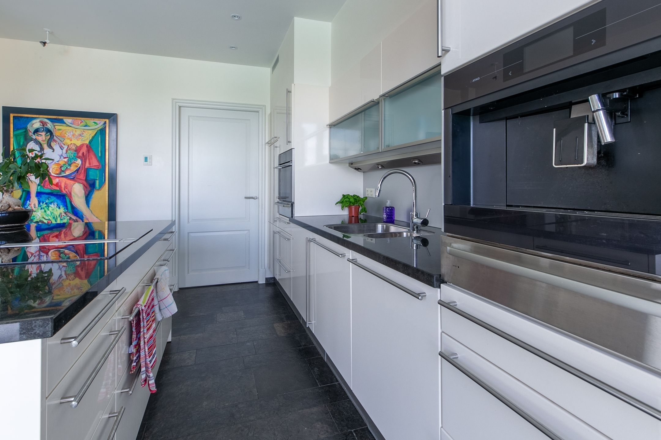 Foto 24 van Roosendaalseweg 24