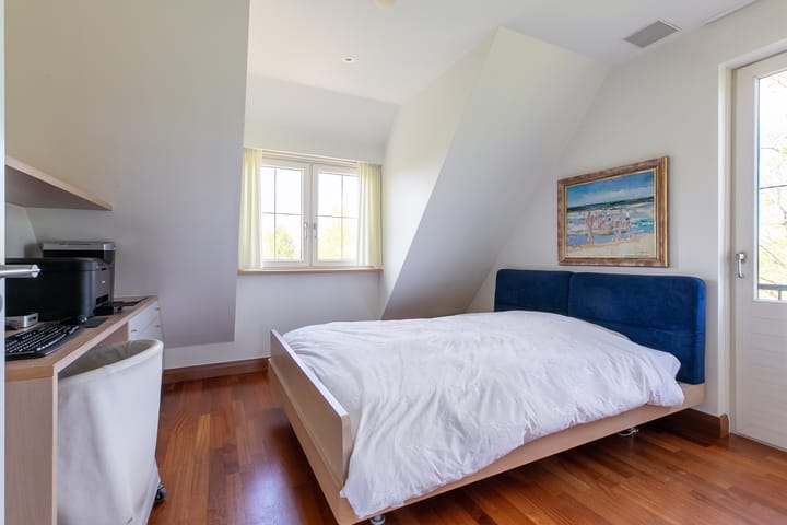 Photo 27 of Roosendaalseweg 24