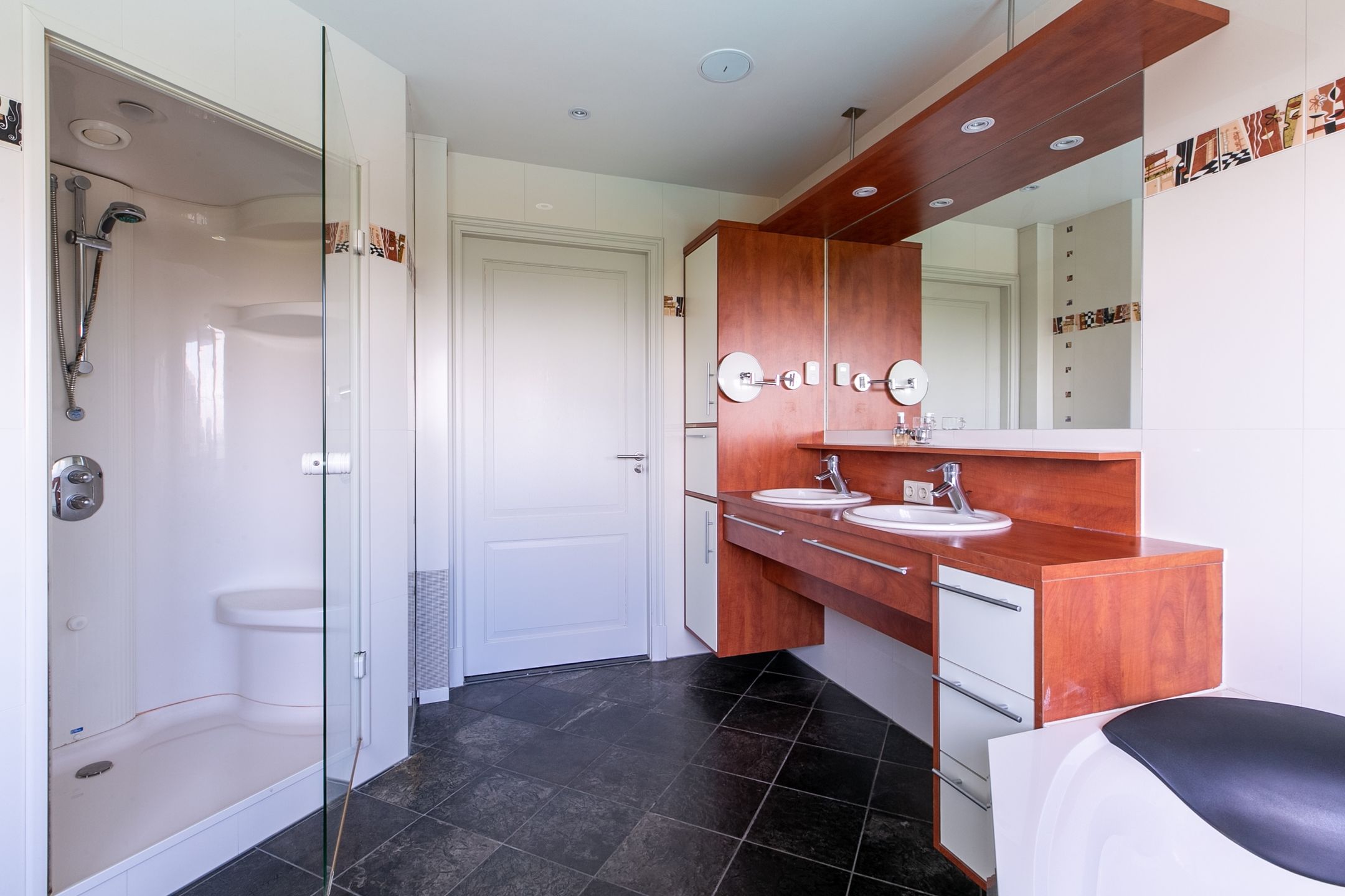 Foto 36 van Roosendaalseweg 24