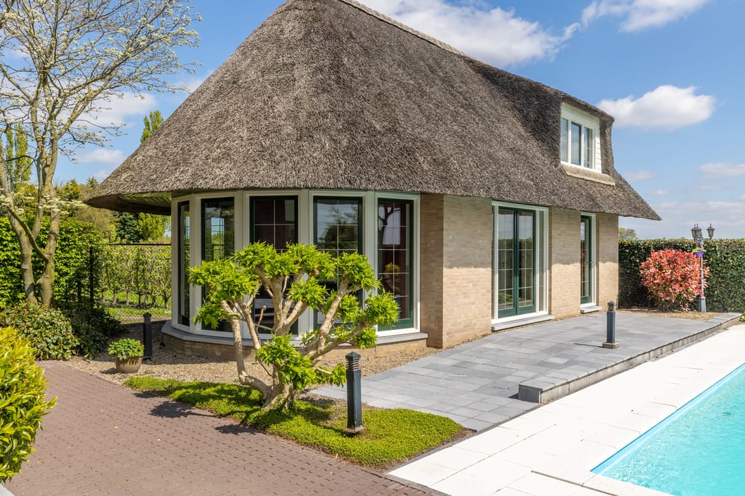 Foto 41 van Roosendaalseweg 24