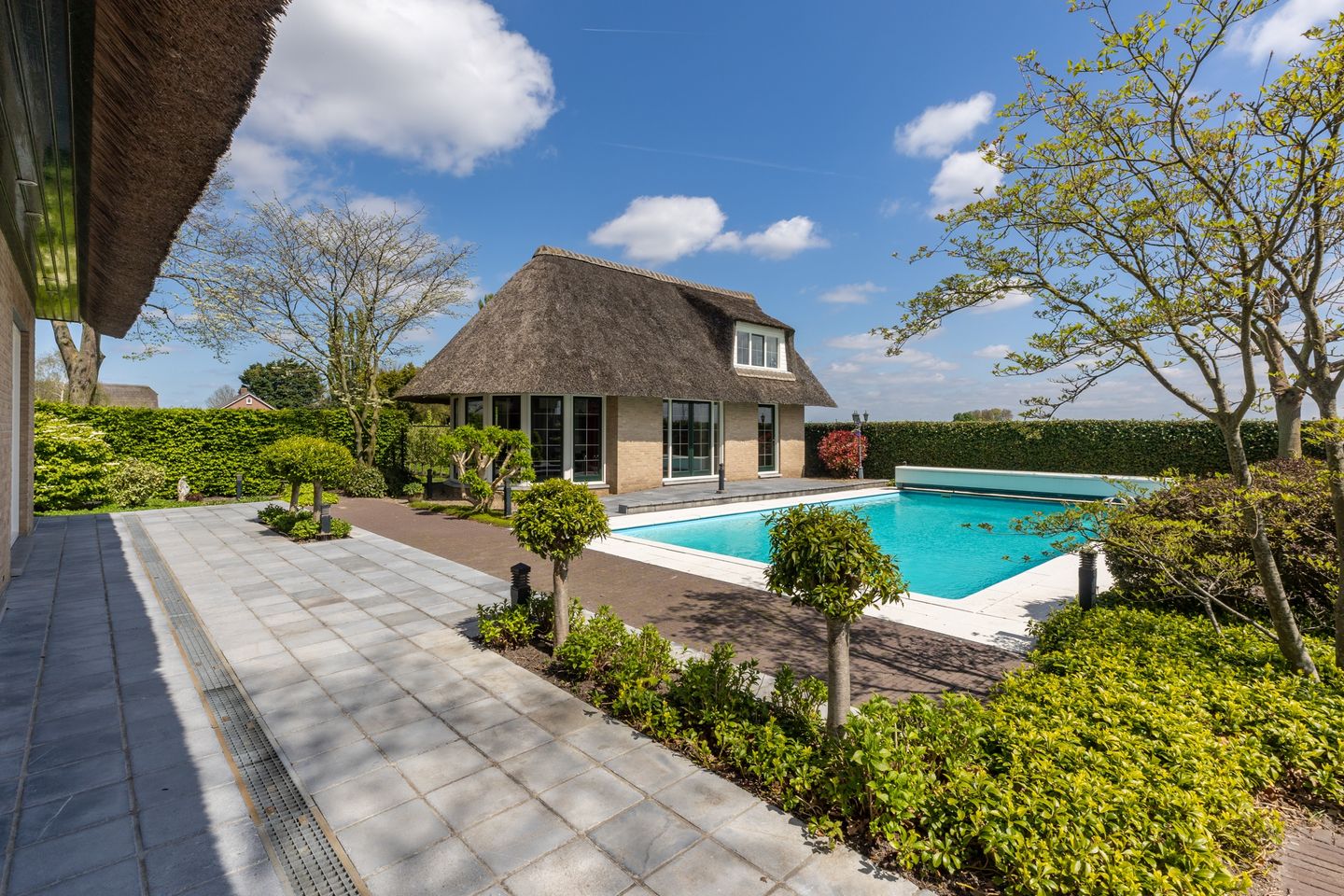 Foto 40 van Roosendaalseweg 24