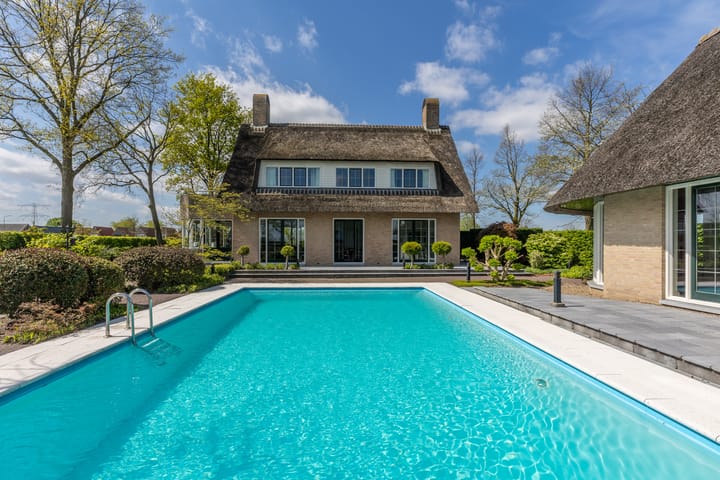 Photo 70 of Roosendaalseweg 24