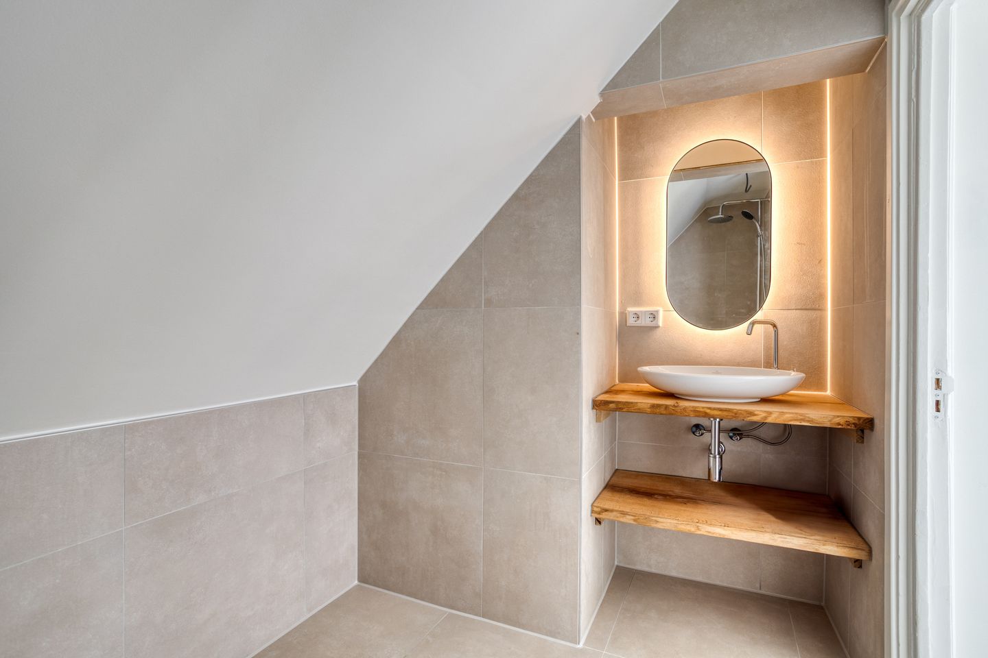 Photo 29 of Lorentzlaan 2