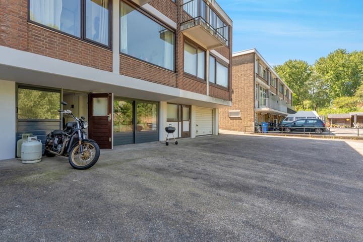 Foto 27 van Zestienhovensekade 451