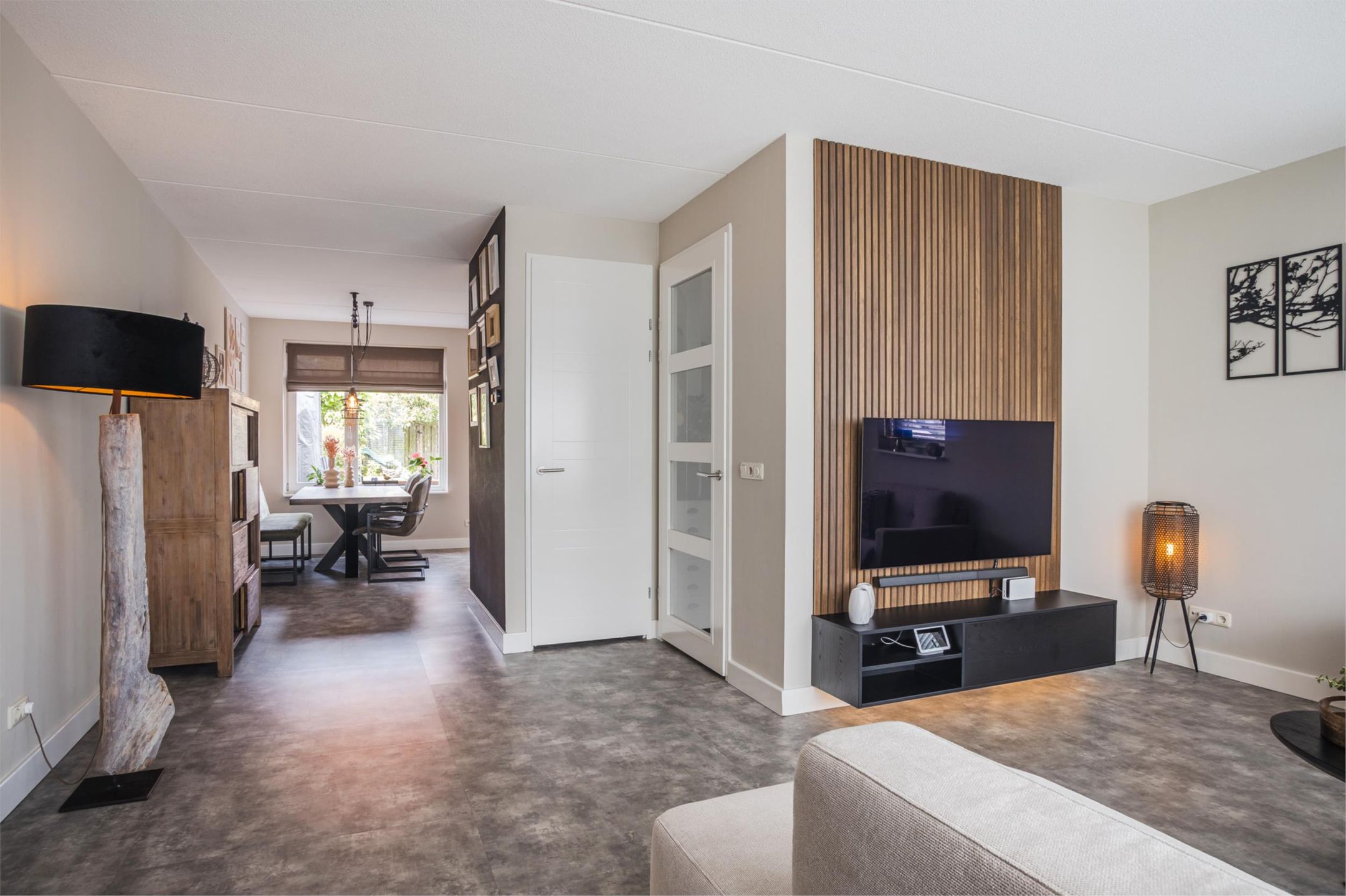 Photo 9 of Lover 182