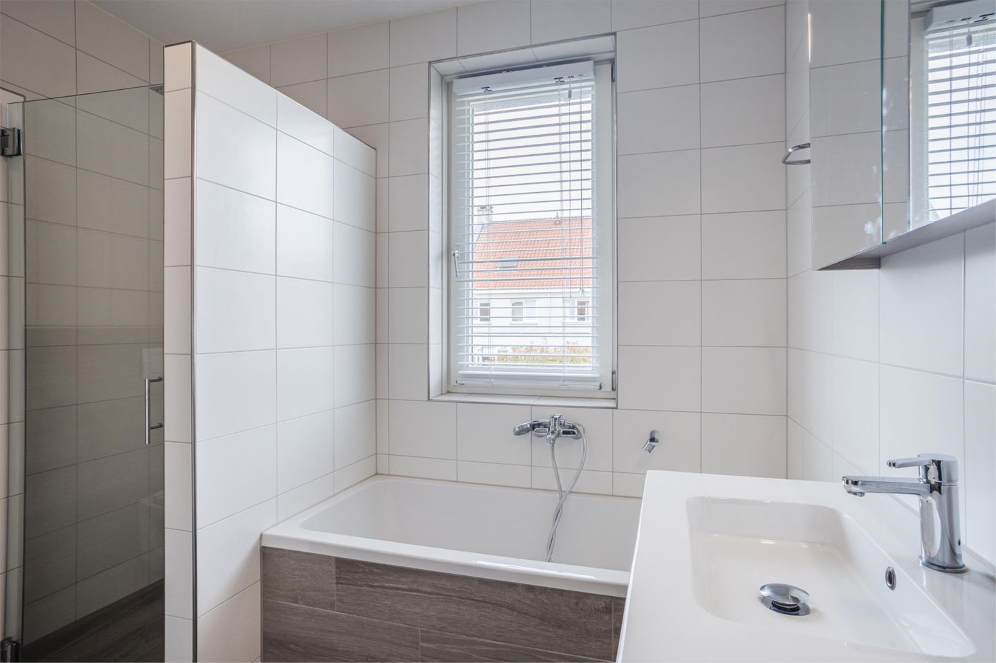 Photo 19 of Lover 182