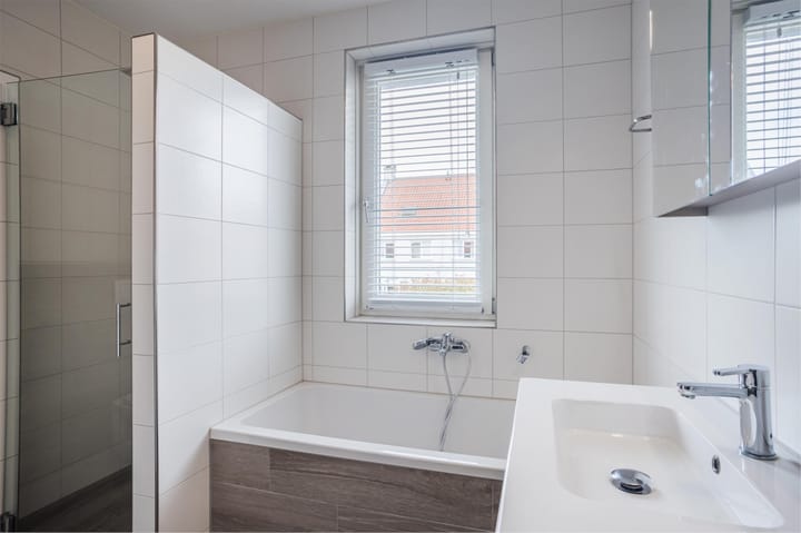 Foto 19 van Lover 182