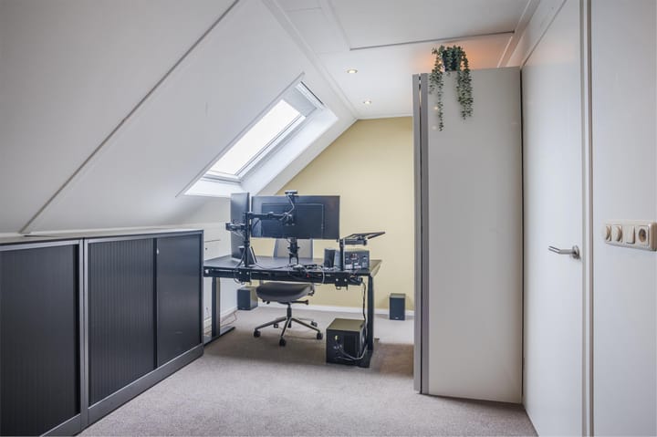 Foto 24 van Lover 182