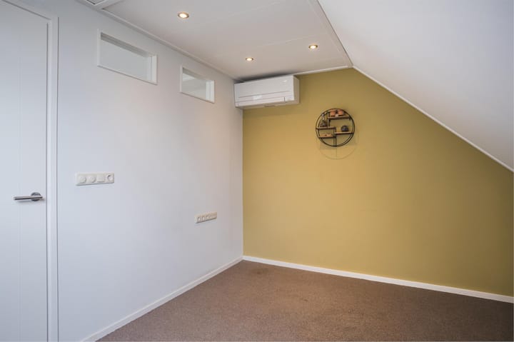 Foto 25 van Lover 182