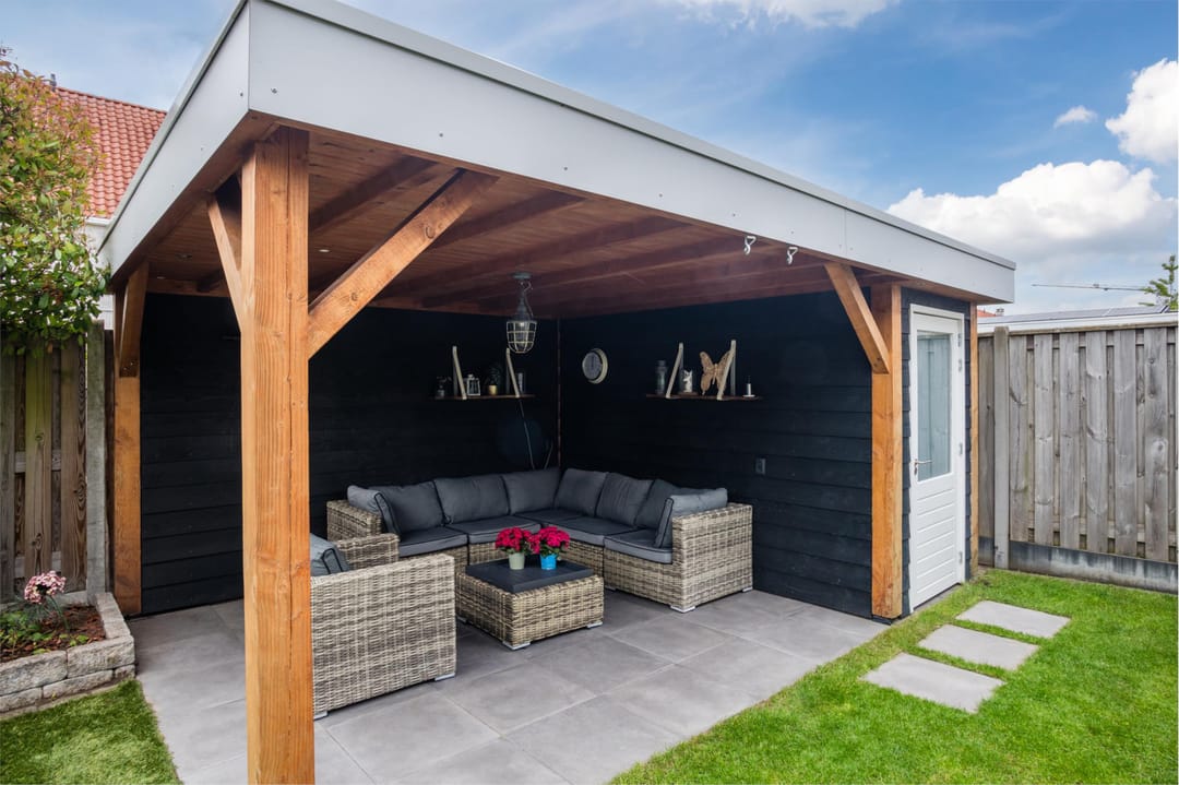 Photo 28 of Lover 182