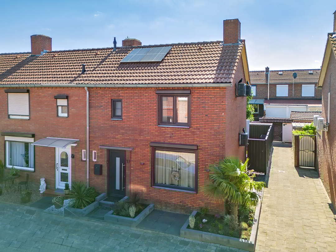 Foto 1 van Merelstraat 17