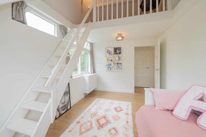 Foto 33 van Witte de Withlaan 26