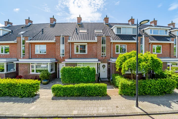 Foto 1 van Peterhof 13