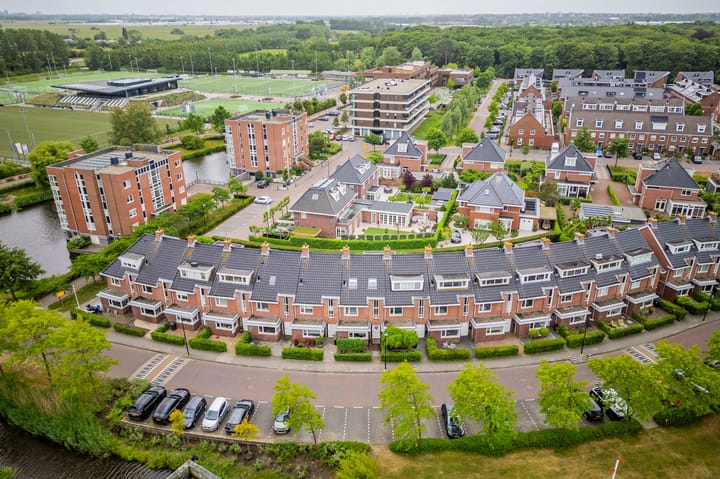 Foto 50 van Peterhof 13