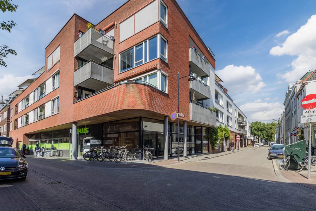 Foto 1 van Driekoningendwarsstraat 1-16