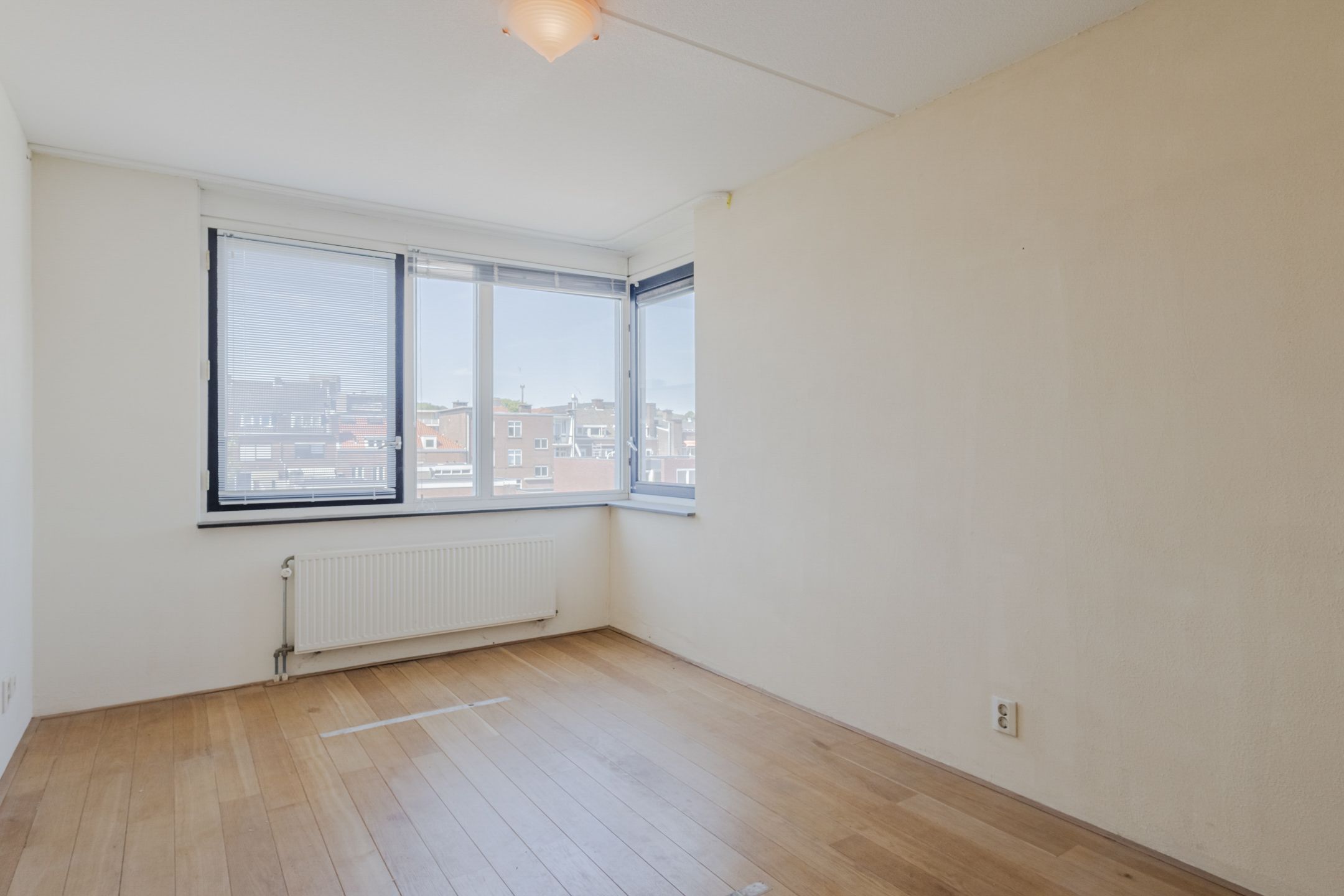 Foto 18 van Driekoningendwarsstraat 1-16