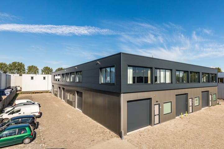 Ambachtsweg 83, Pijnacker