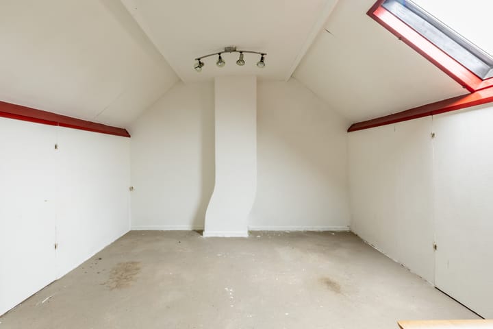 Photo 25 of Leeuwerikstraat 16