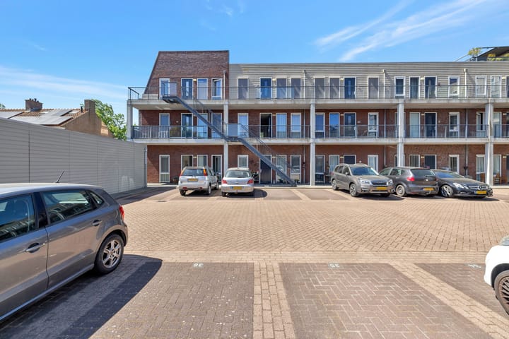 Foto 5 van Ceresplein 48