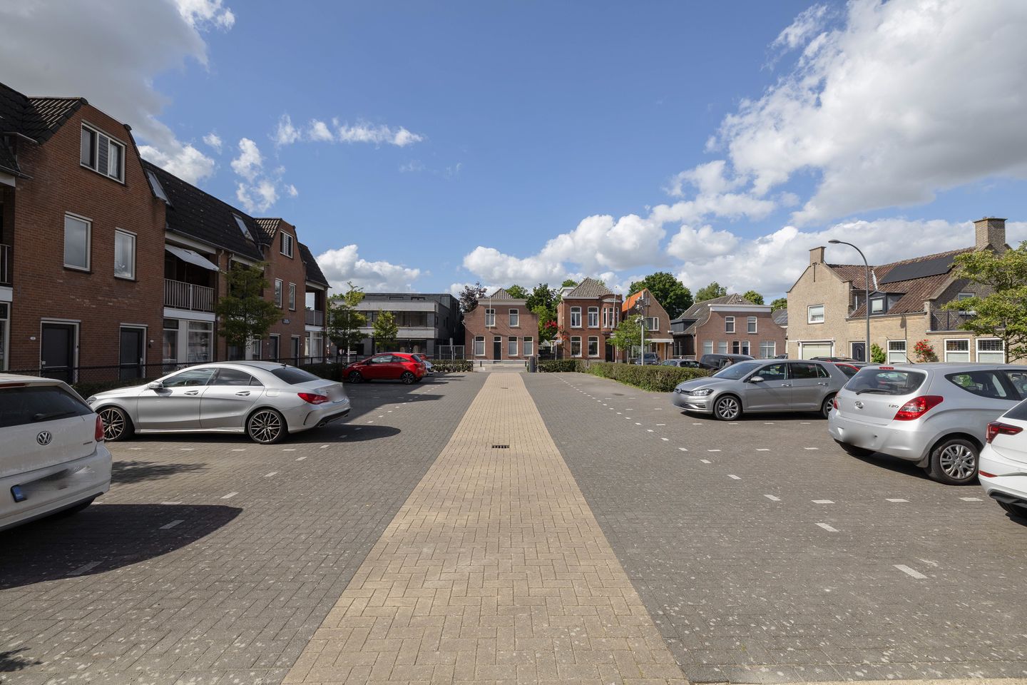 Foto 25 van Pastoor van Kesselhof 18-L