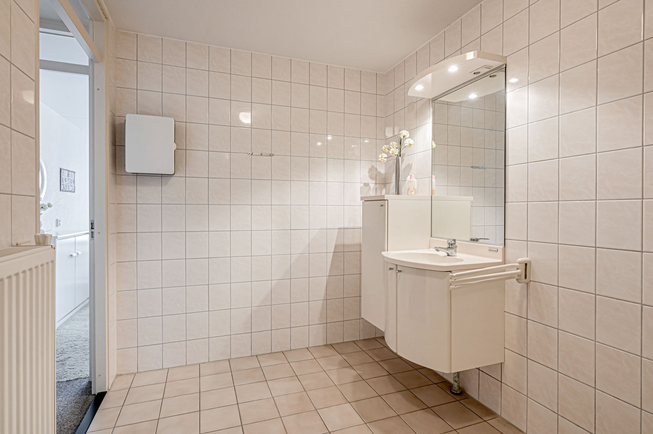 Photo 36 of De Omloop 12-D