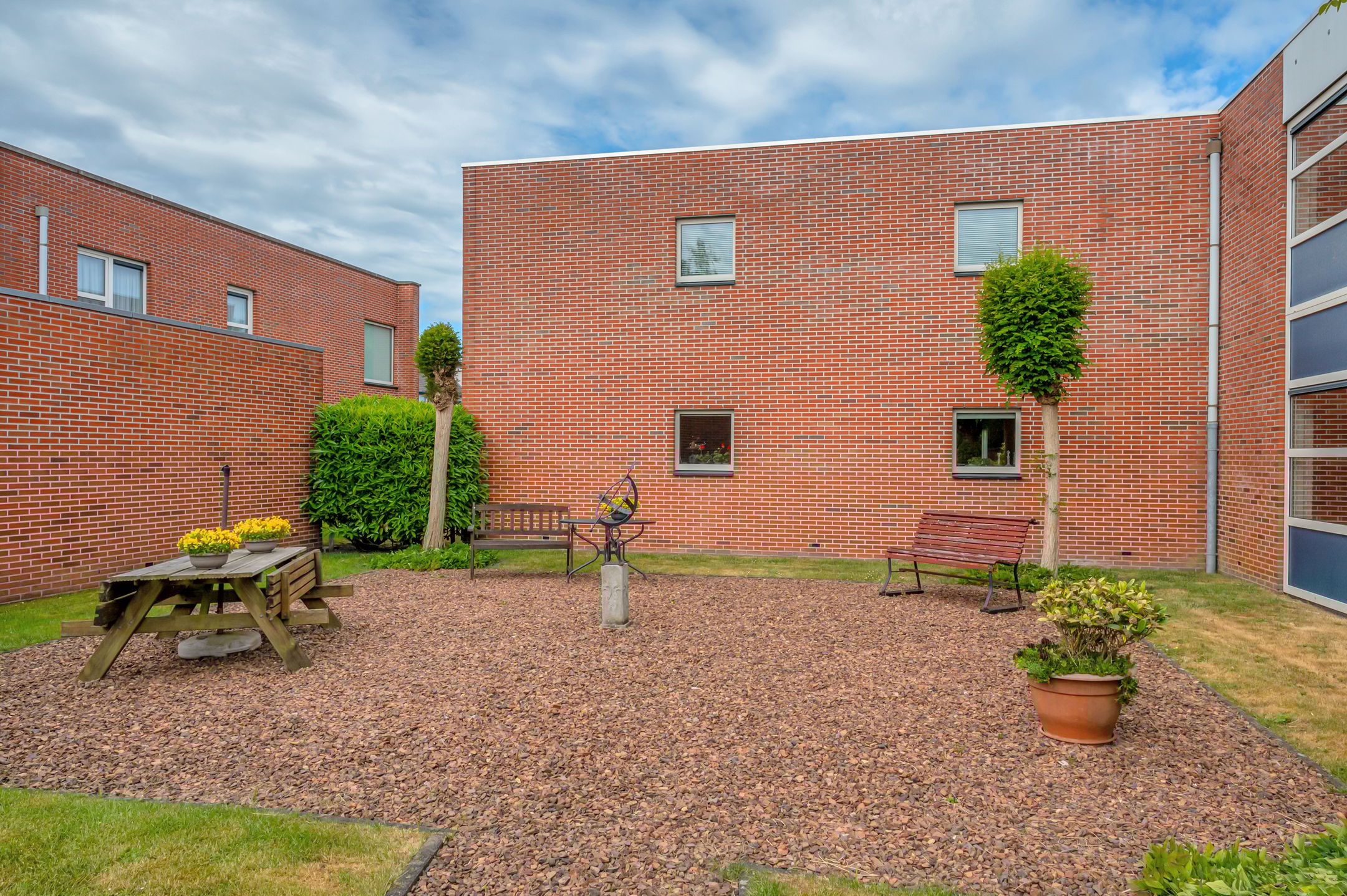 Photo 39 of De Omloop 12-D