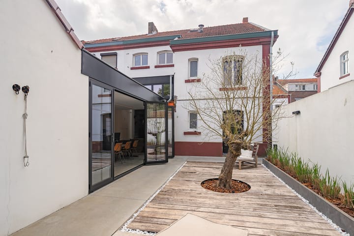 Foto 28 van Laurastraat 62